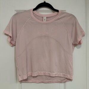 Lululemon Light Pink Swiftly Tech Cropped Short-Sleeve 2.0 Size 12
